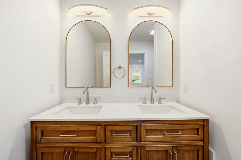 Double vanity