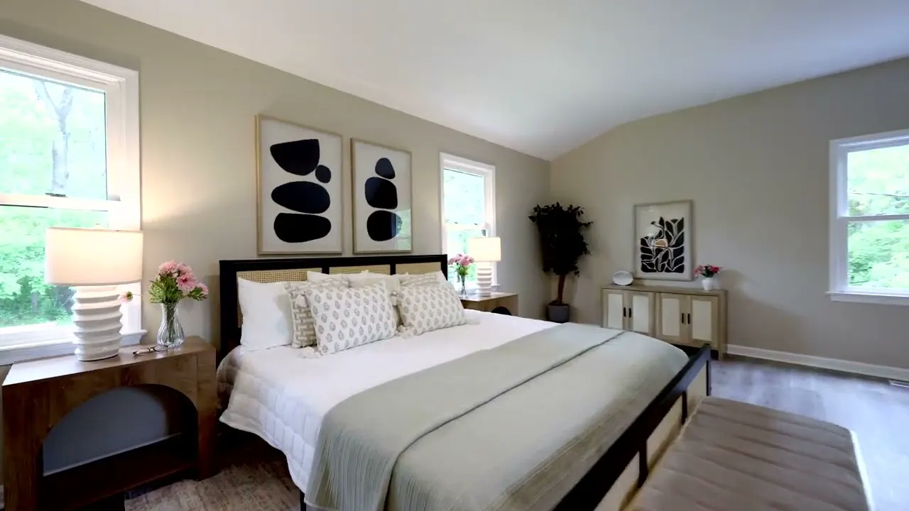 Premium listing video still